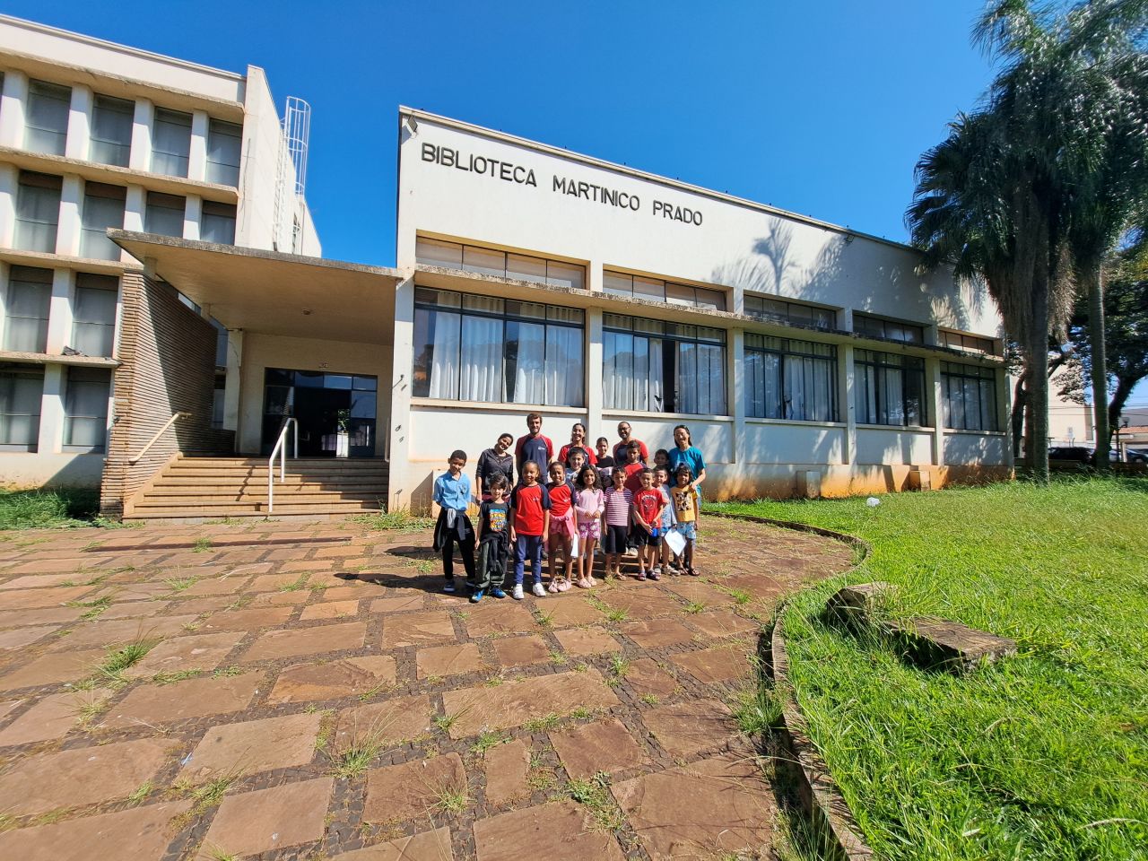 OSAF promove visita educativa à Biblioteca Municipal Martinico Prado e incentiva o hábito da leitura