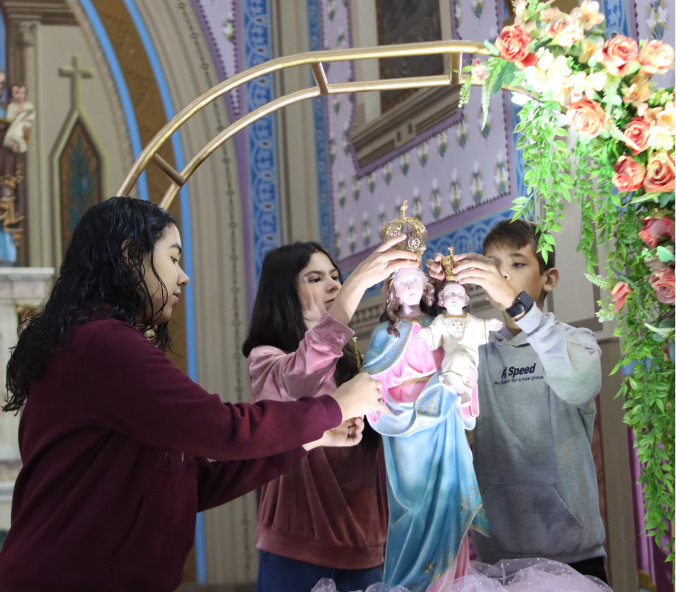 Colégio Auxiliadora inicia Novena de Maria Auxiliadora com momentos especiais de oração e devoção