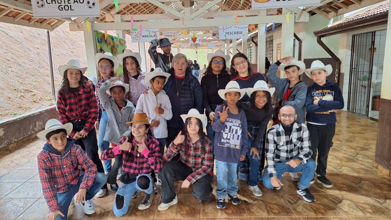 Festa na Roça reúne comunidade e celebra tradição no Recanto da Cruz Grande