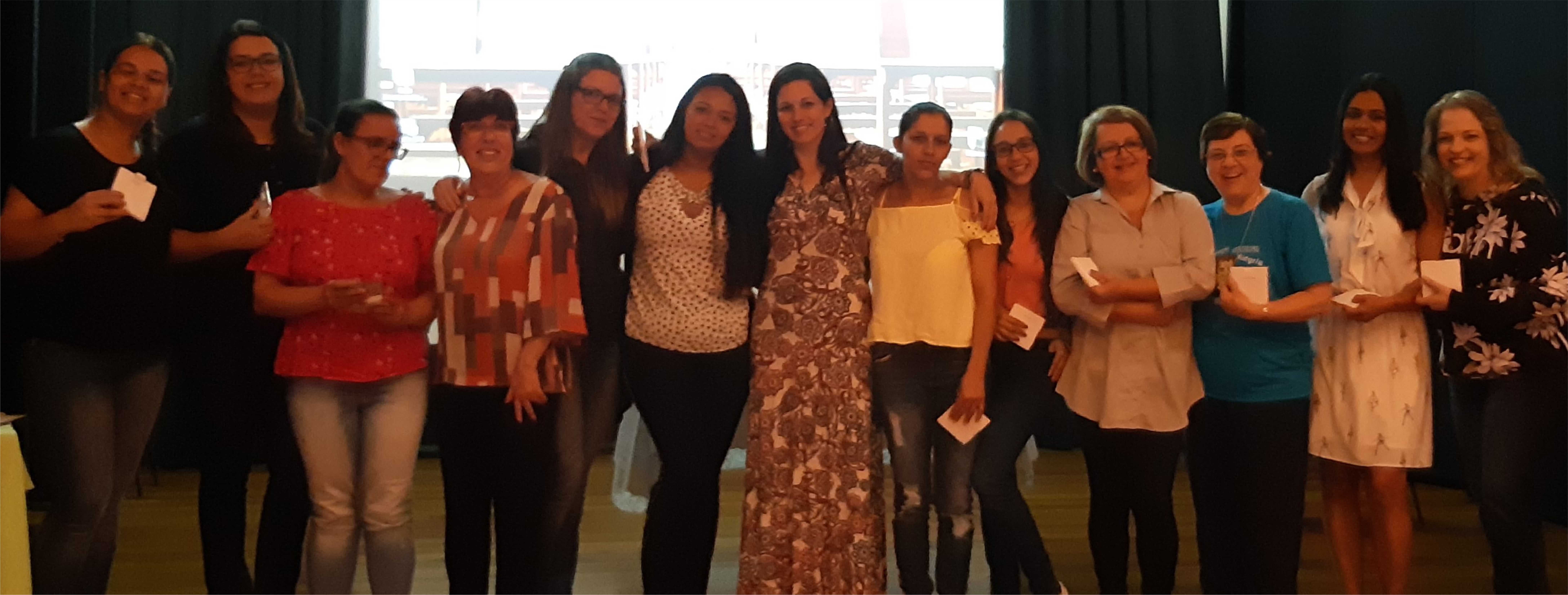 Colégio de Santa Inês homenageia equipe em evento especial