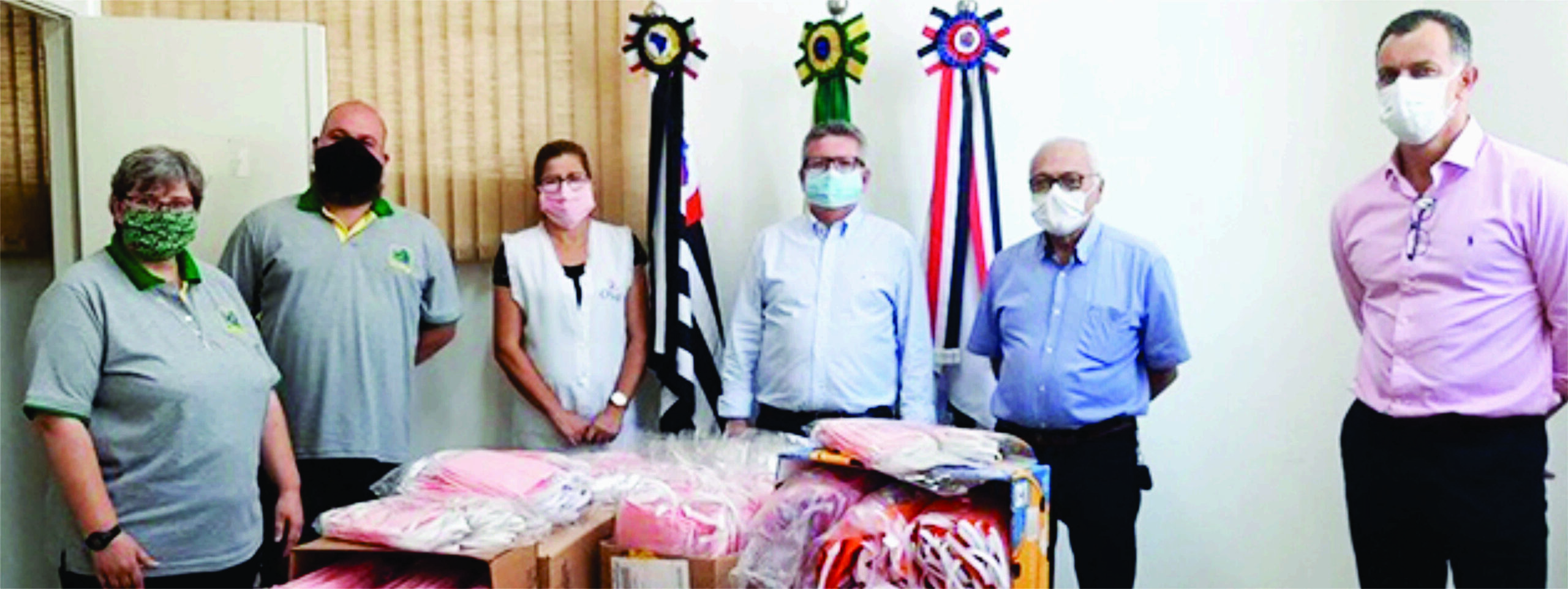 Voluntários da Obra Salesiana de Apoio Fraterno (OSAF) confeccionam e doam 1,5 mil máscaras para a Prefeitura de Araras