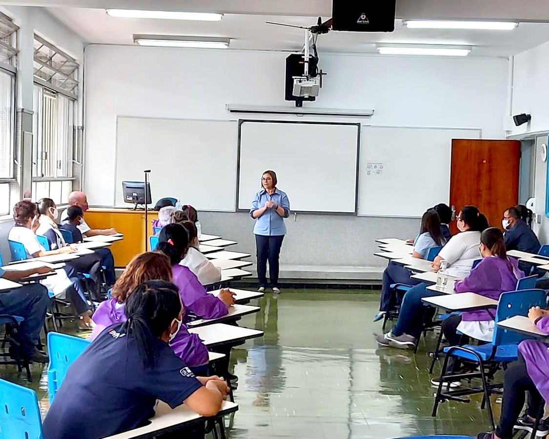 Instituto Madre Mazzarello recebe a visita da Coordenadora de Pastoral Inspetorial