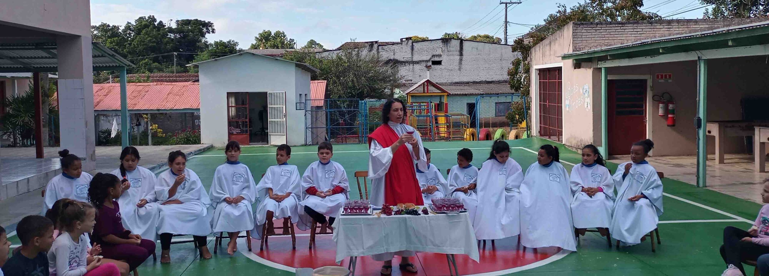 Instituto Medianeira Casa da Criança celebra a Páscoa