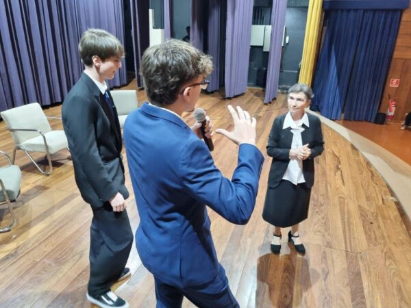 Visita Canônica de Irmã Paola Battagliola ao Instituto Madre Mazzarello
