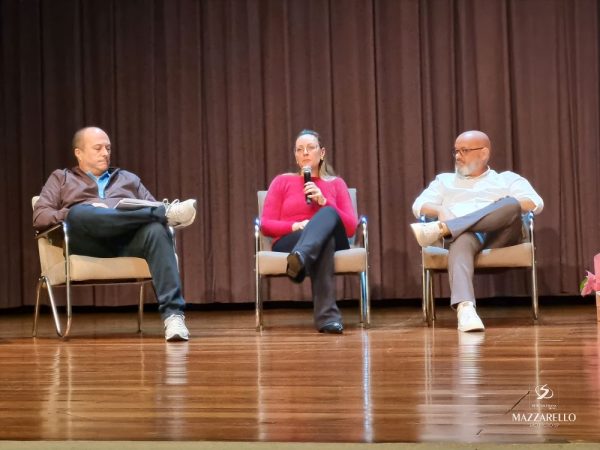 Instituto Madre Mazzarello promove Mesa Redonda “Entre Likes e Riscos – O que os pais precisam saber sobre o mundo digital dos filhos”