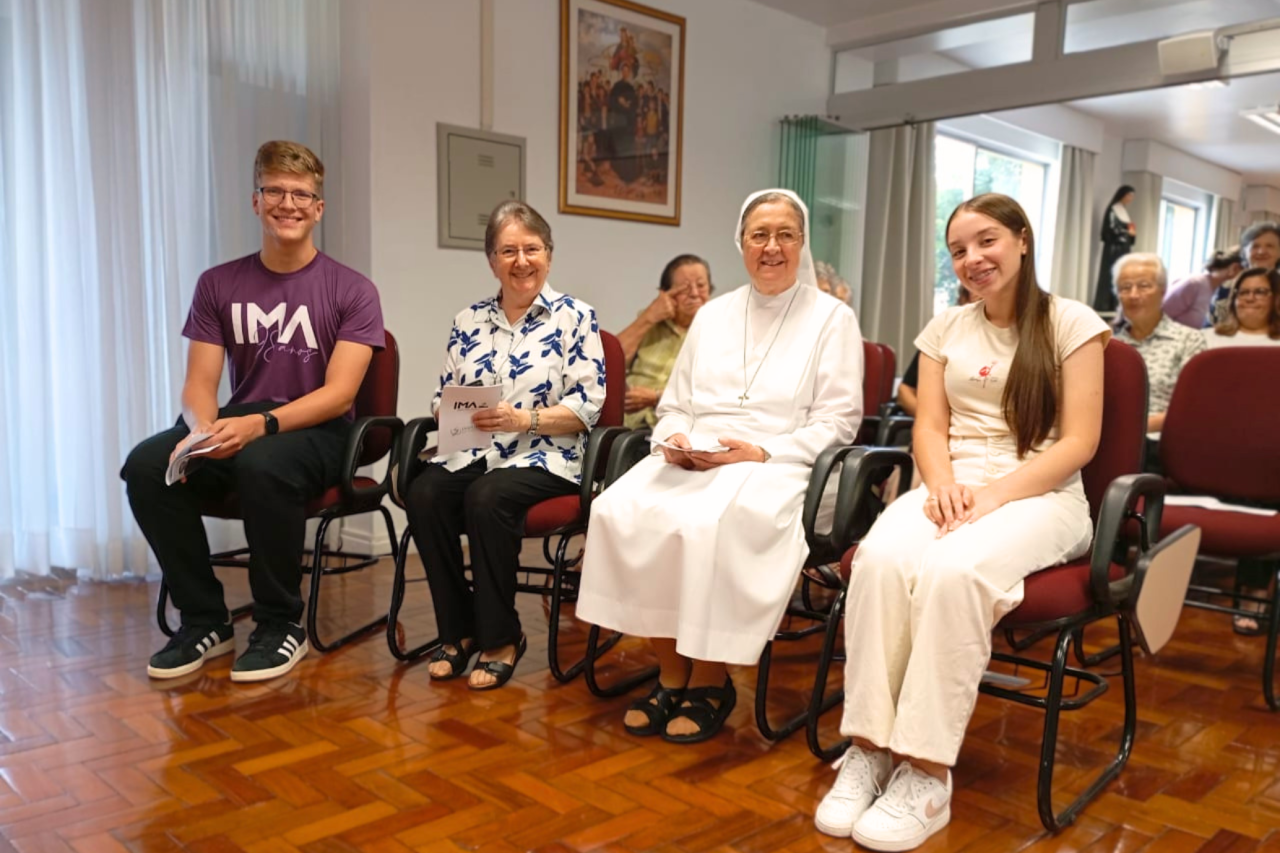 IMA participa de encontro com Madre Chiara e fortalece laços com a missão salesiana
