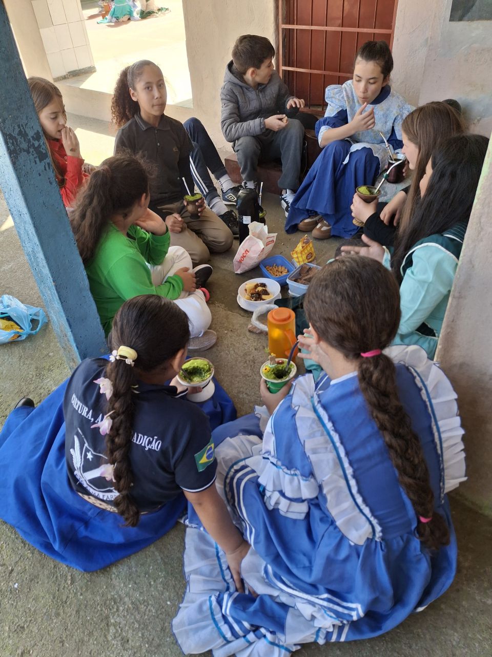 Educandos do Instituto Medianeira Casa da Criança celebram tradições gaúchas com vivência cultural em Rio Pardo