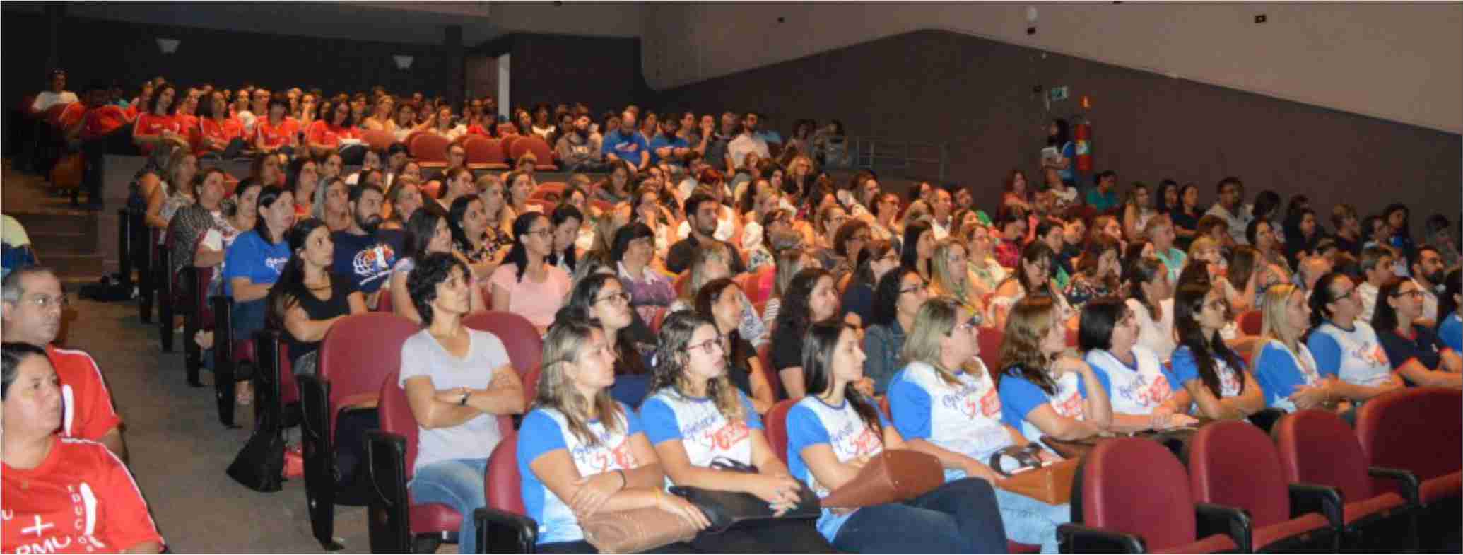 Educadores do Vale do Paraíba participam de formação em conjunto