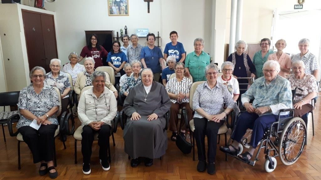 Inspetoria BAP recebe visita da Madre Geral Emérita