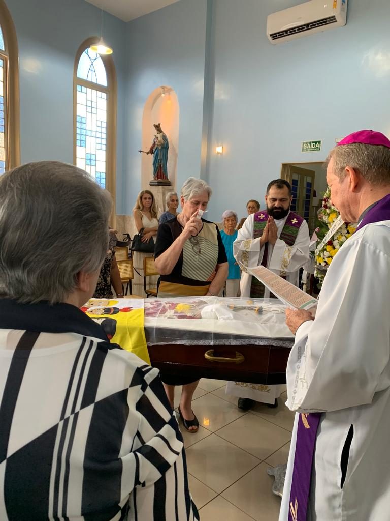 Comunidade celebra despedida de Irmã Maristela Munhos Trindade