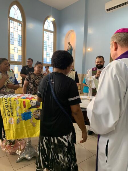 Comunidade celebra despedida de Irmã Maristela Munhos Trindade