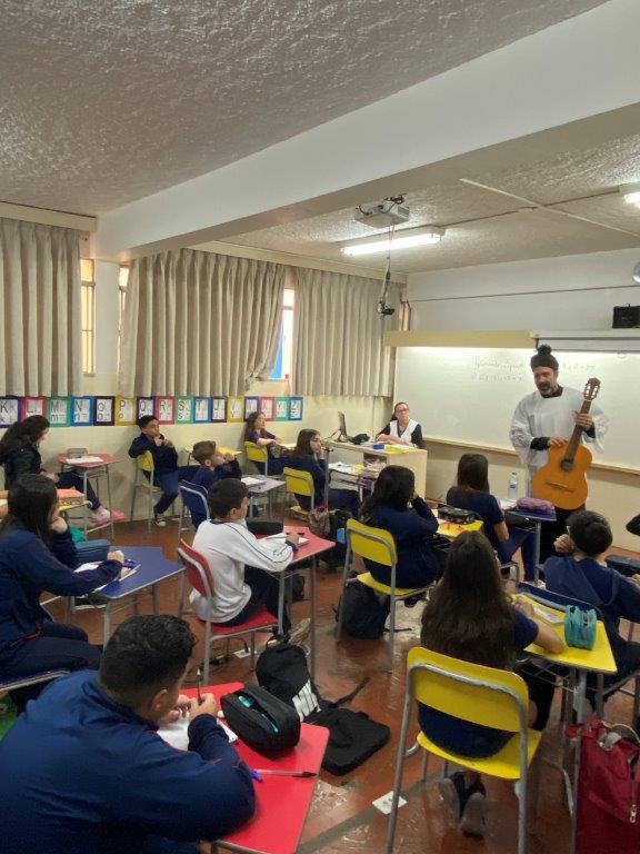 Comunidade educativa celebra o aniversário de Dom Bosco