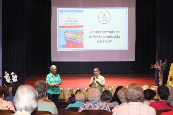 Irmãs reunidas em Assembleia celebram e partilham a vida, na busca de um renovado impulso vocacional