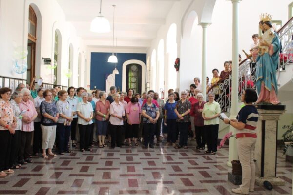 Irmãs reunidas em Assembleia celebram e partilham a vida, na busca de um renovado impulso vocacional
