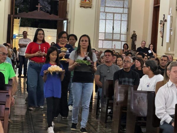 Casa do Puríssimo Coração de Maria Celebra Centenário com Grande Festa em Guaratinguetá